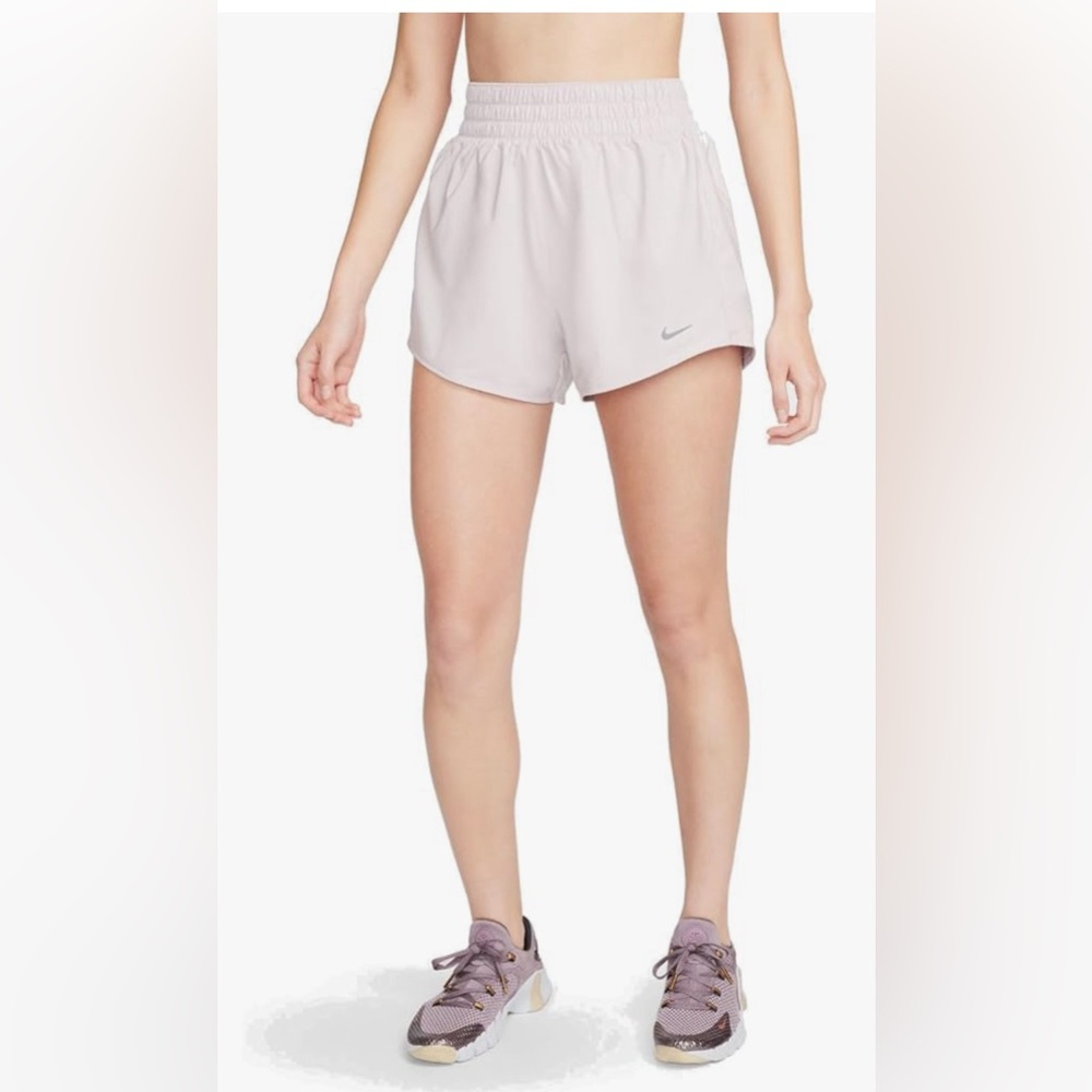 NWT Nike Dri-FIT Mid-Rise 3" Brief-Lined Shorts~Platinum Violet~Small~$40
